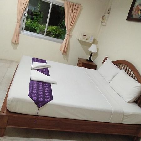 Saver Guesthouse Чавенг Экстерьер фото