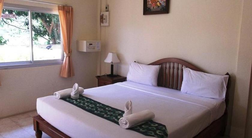Saver Guesthouse Чавенг Экстерьер фото