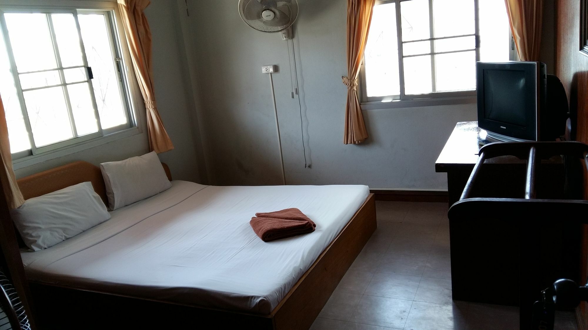 Saver Guesthouse Чавенг Экстерьер фото