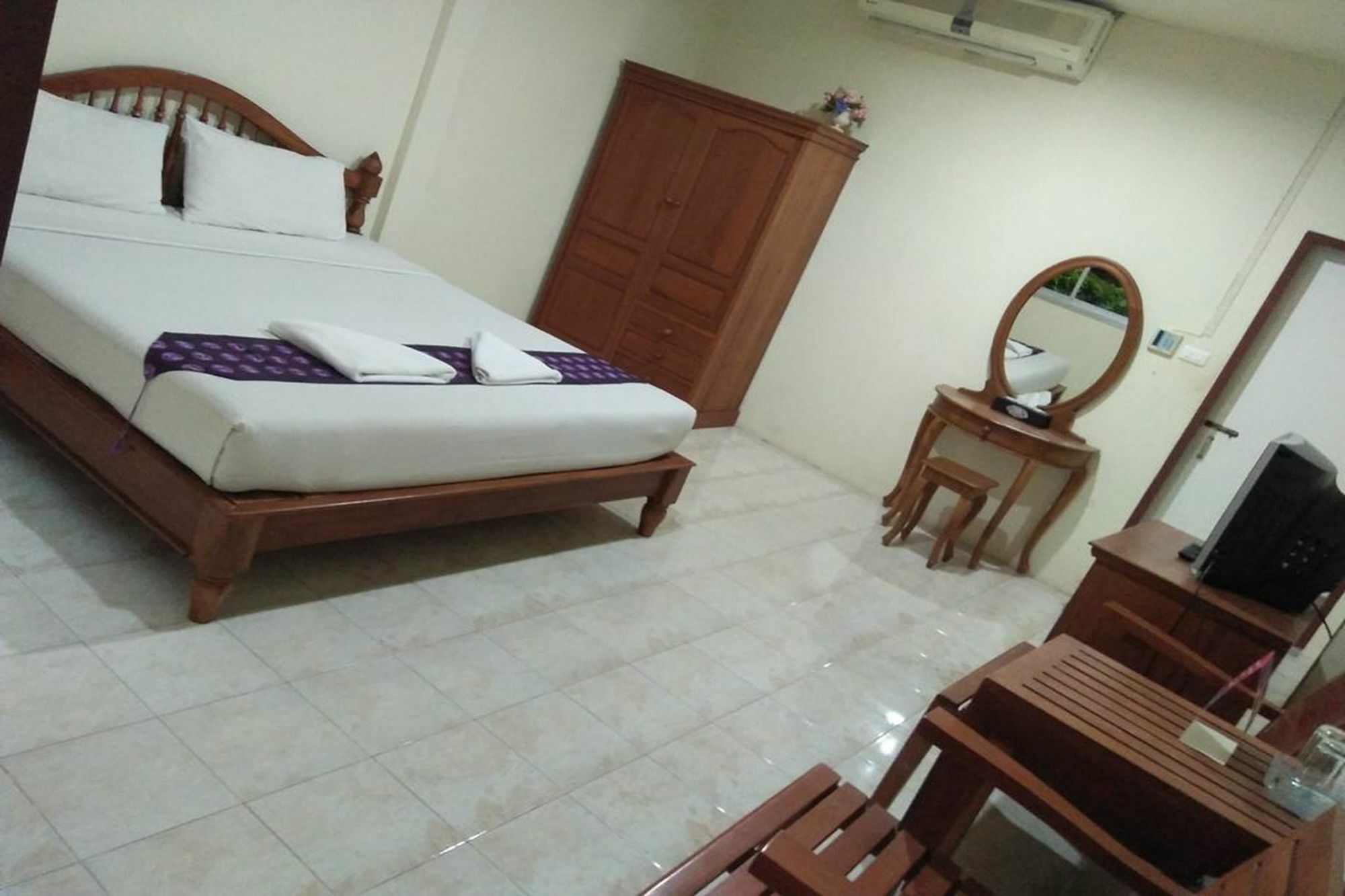 Saver Guesthouse Чавенг Экстерьер фото