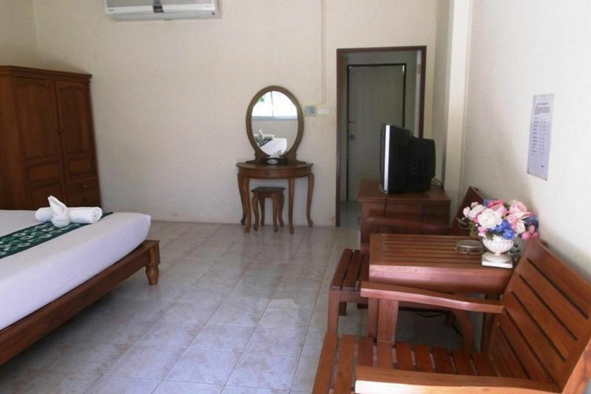Saver Guesthouse Чавенг Экстерьер фото